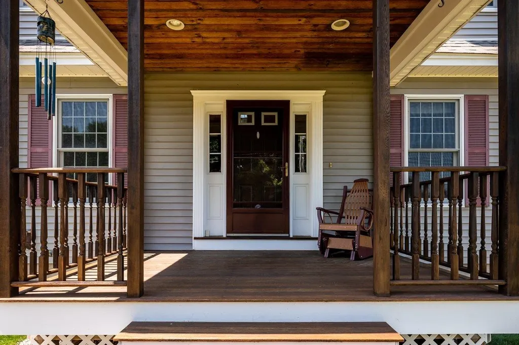 48 Deer Hill Road Brentwood NH 03833