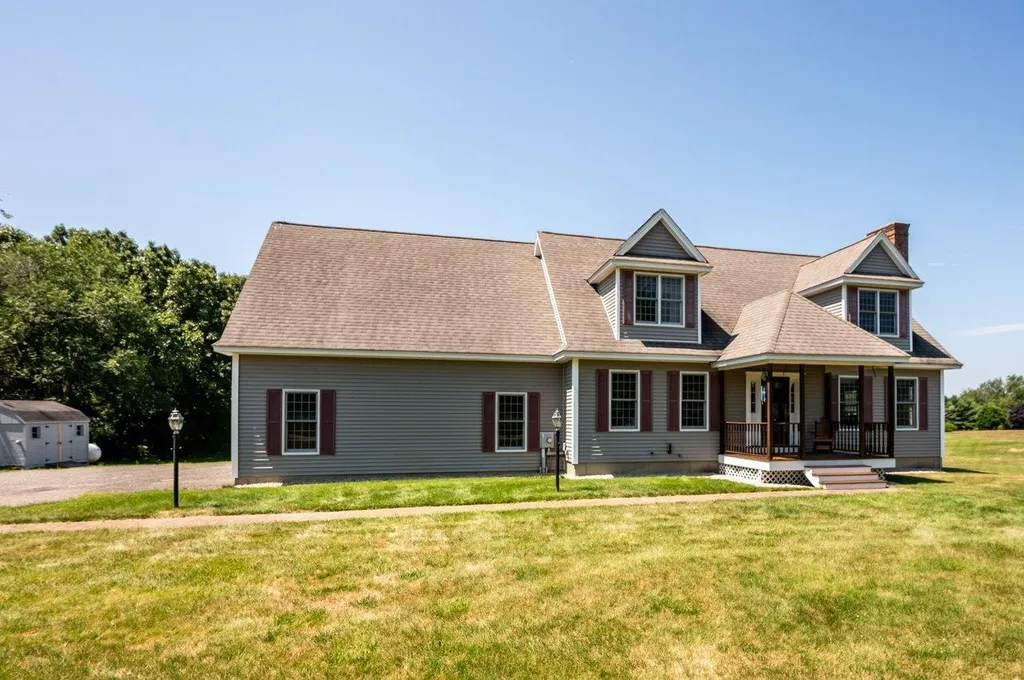 48 Deer Hill Road Brentwood NH 03833
