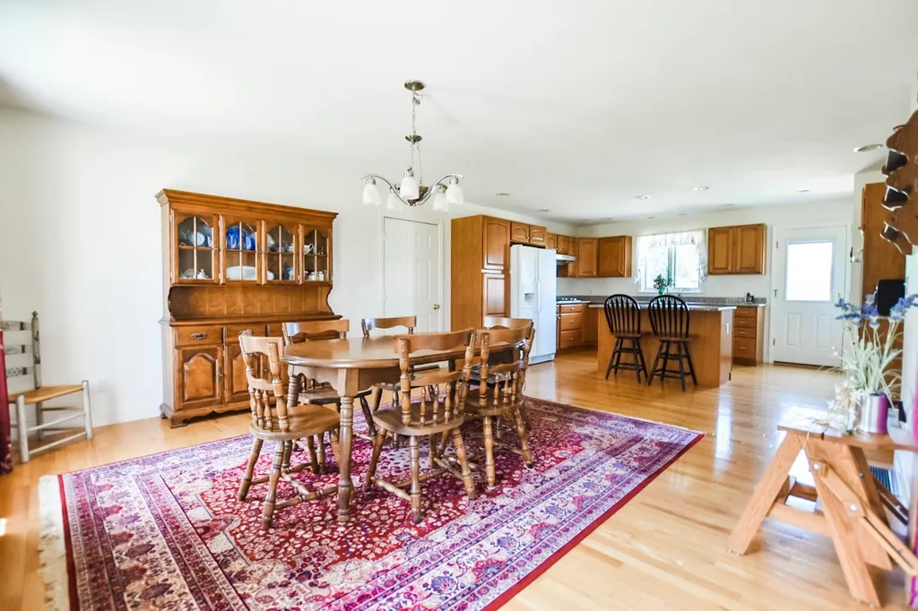 48 Deer Hill Road Brentwood NH 03833