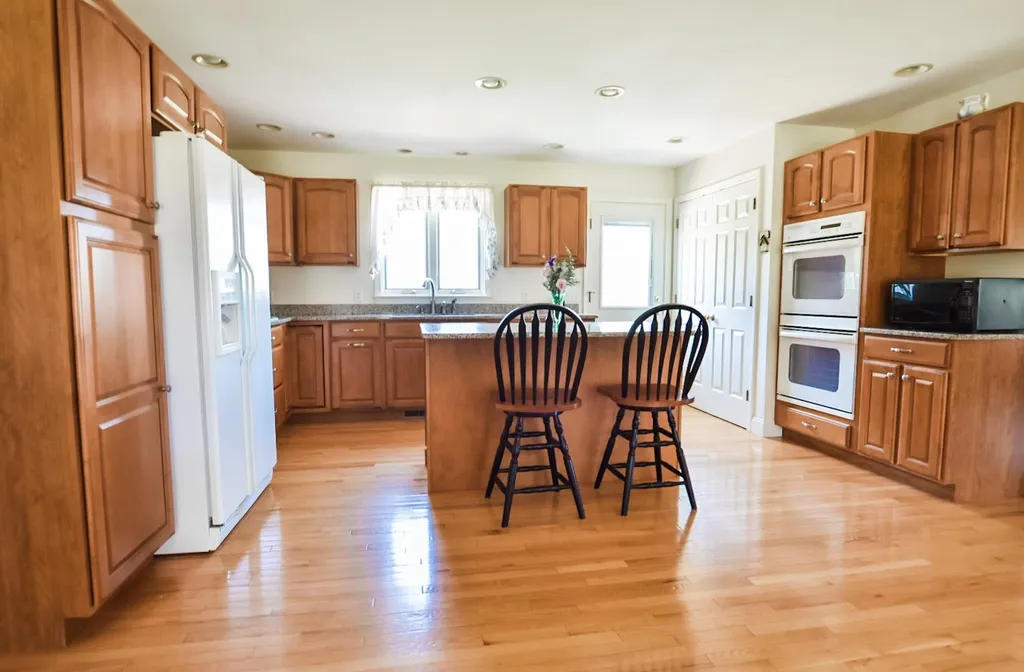 48 Deer Hill Road Brentwood NH 03833