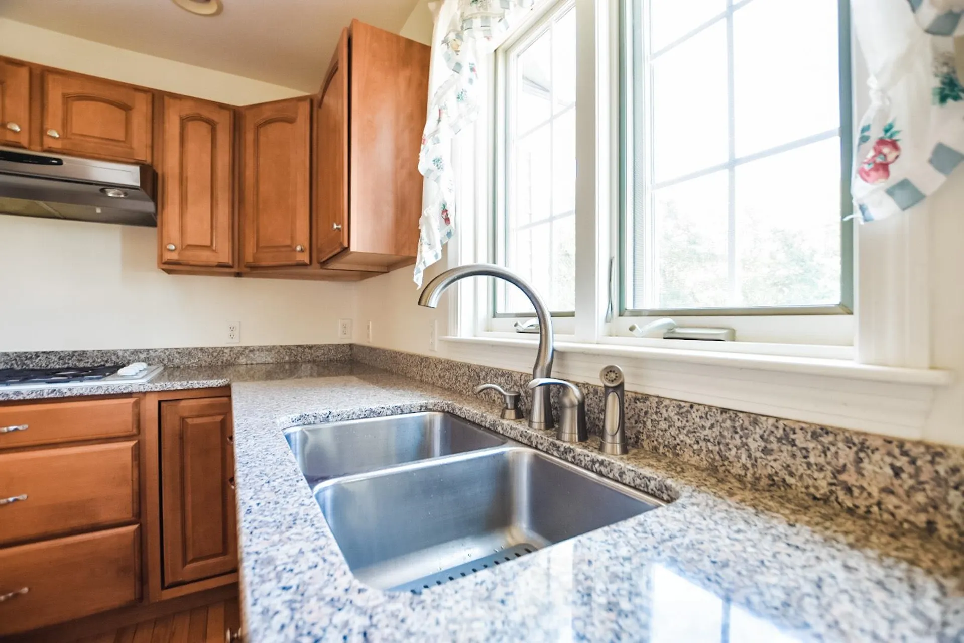 48 Deer Hill Road Brentwood NH 03833