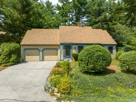 2761 Lake Shore Road Gilford NH 03249