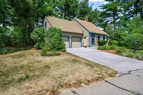 2761 Lake Shore Road Gilford NH 03249