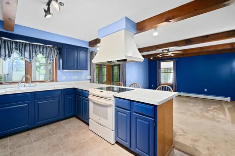 2761 Lake Shore Road Gilford NH 03249