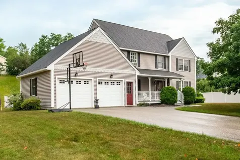 7 Benjamin Way Dover NH 03820