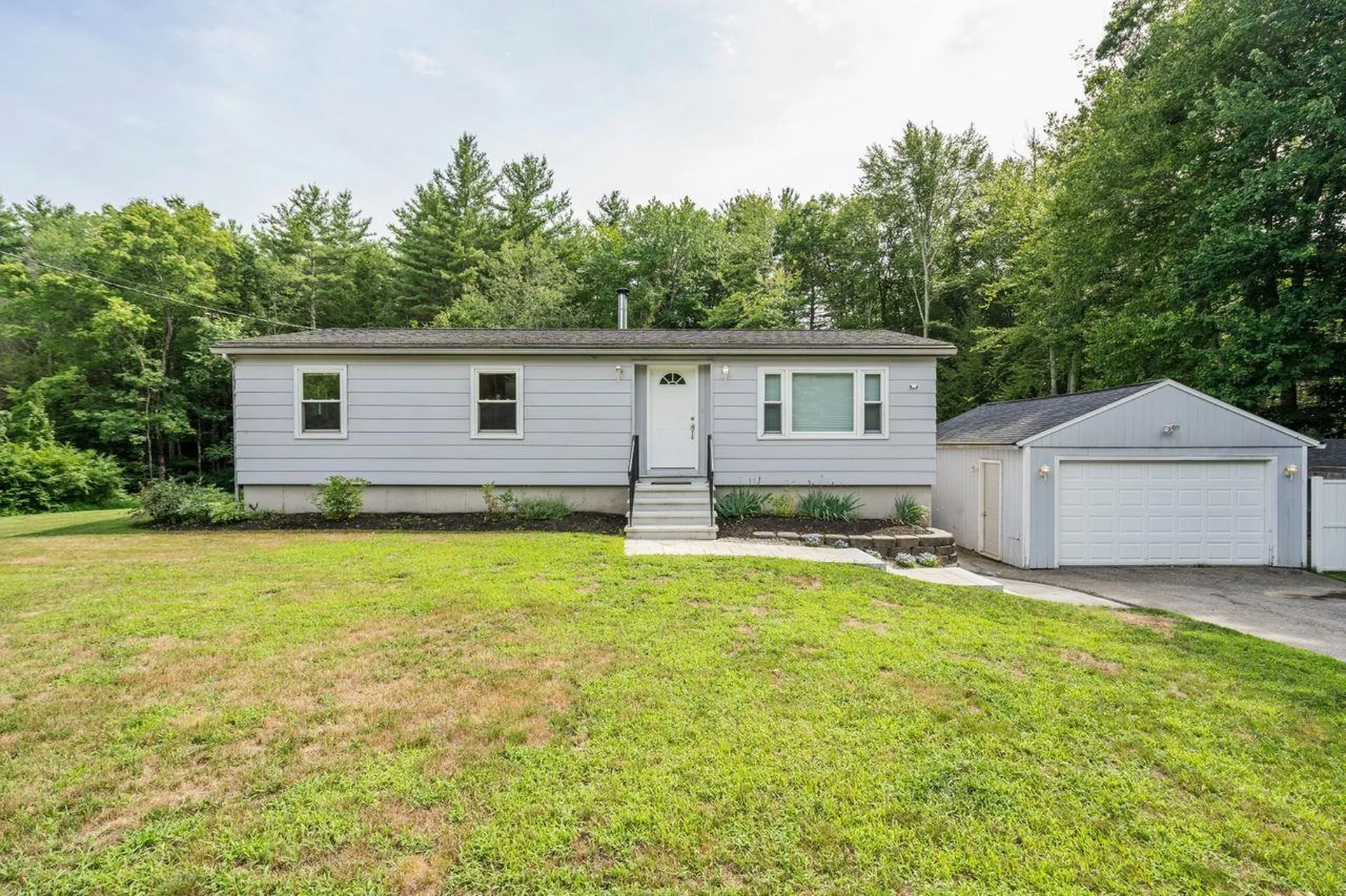 26 Brian Street Sandown NH 03873