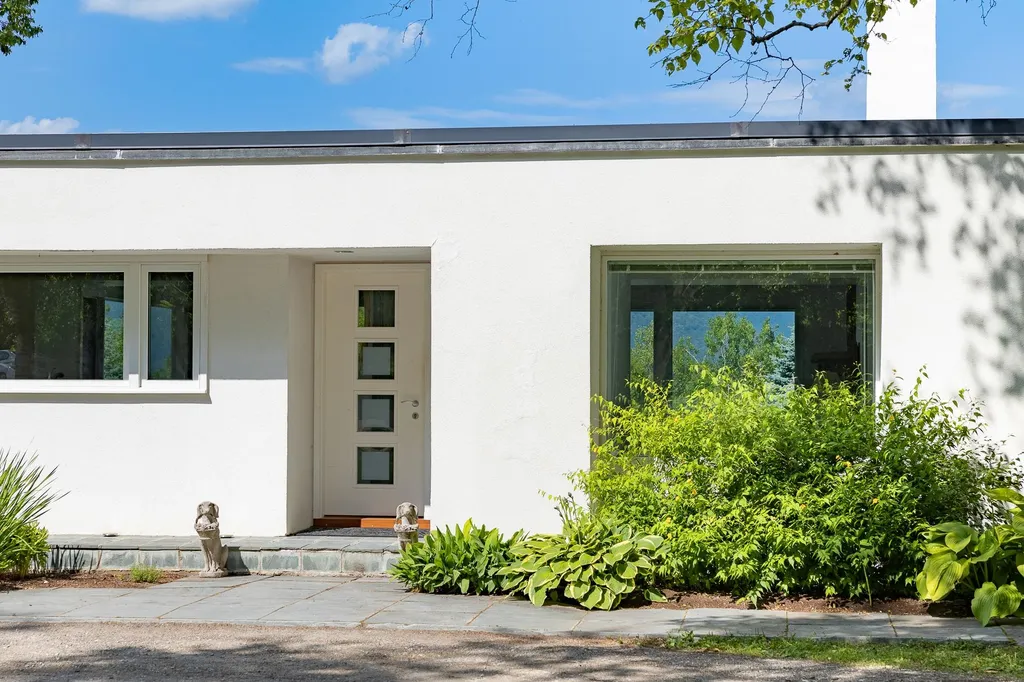 1092 Nichols Hill Road Dorset VT 05251