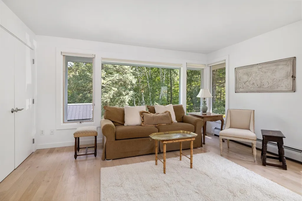 1092 Nichols Hill Road Dorset VT 05251