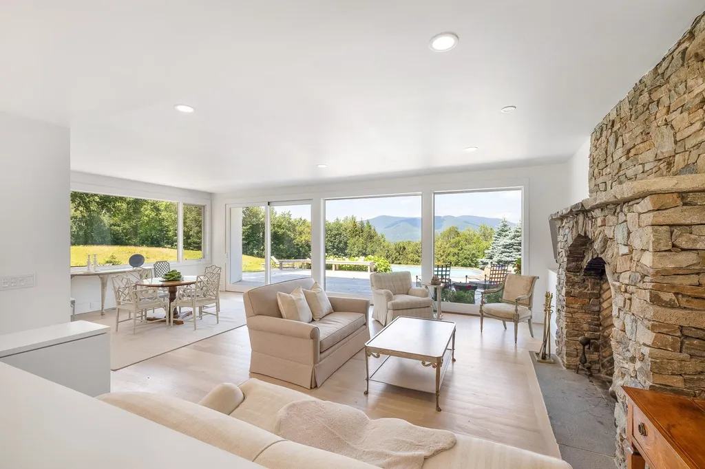 1092 Nichols Hill Road Dorset VT 05251