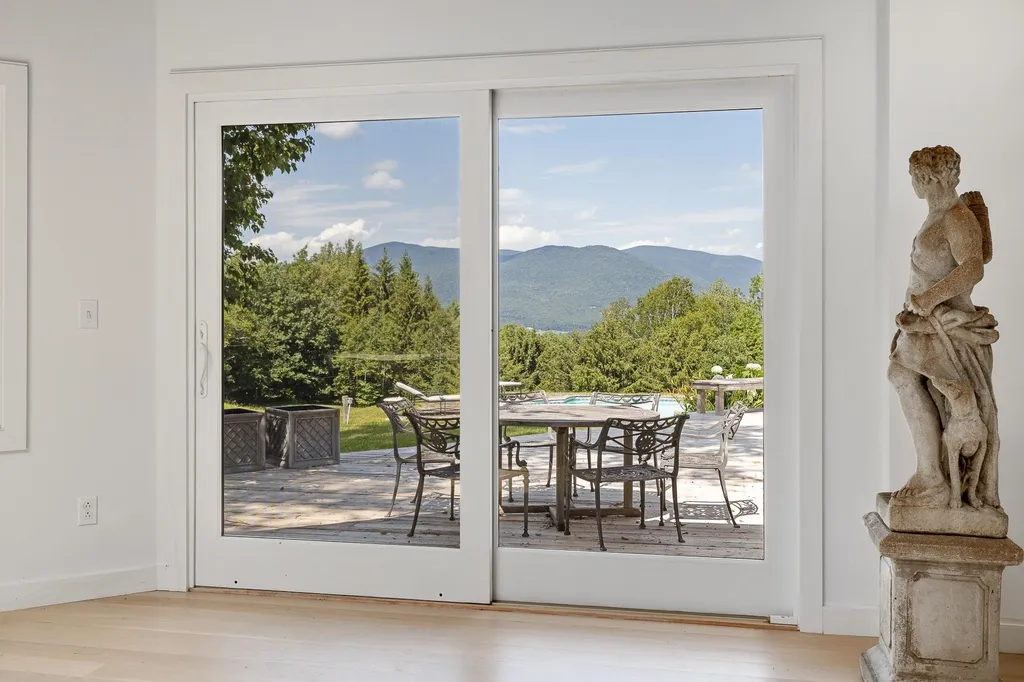 1092 Nichols Hill Road Dorset VT 05251