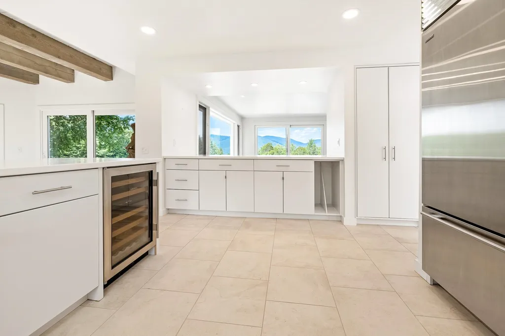 1092 Nichols Hill Road Dorset VT 05251