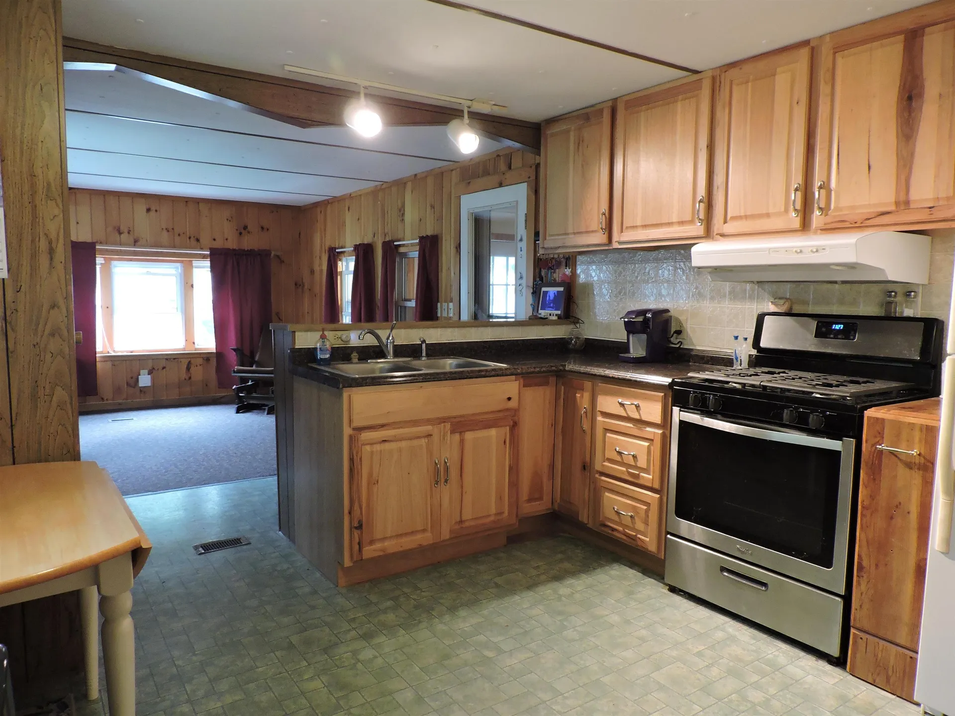 37 Cogswell Way Enfield NH 03748