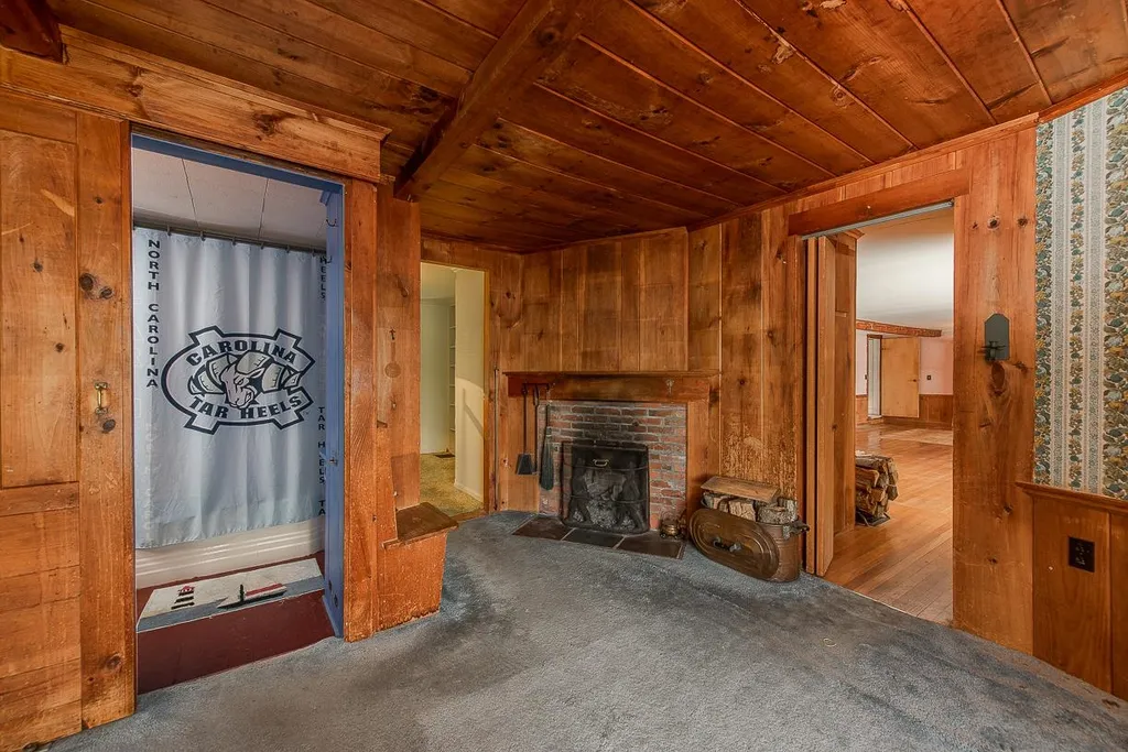 291 Deer Path Lane Bridgewater NH 03222