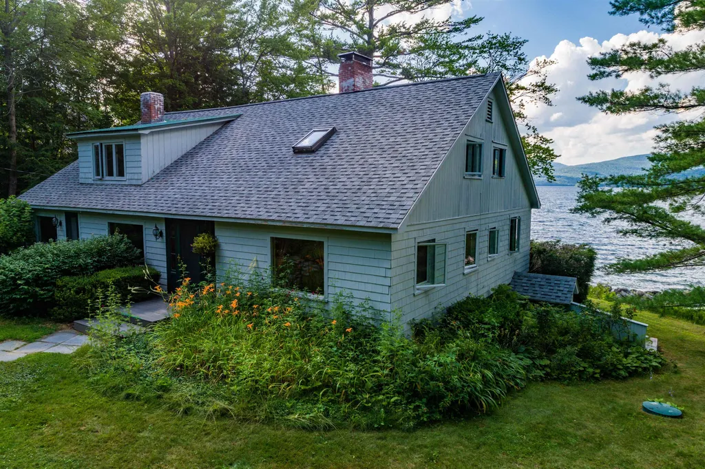291 Deer Path Lane Bridgewater NH 03222