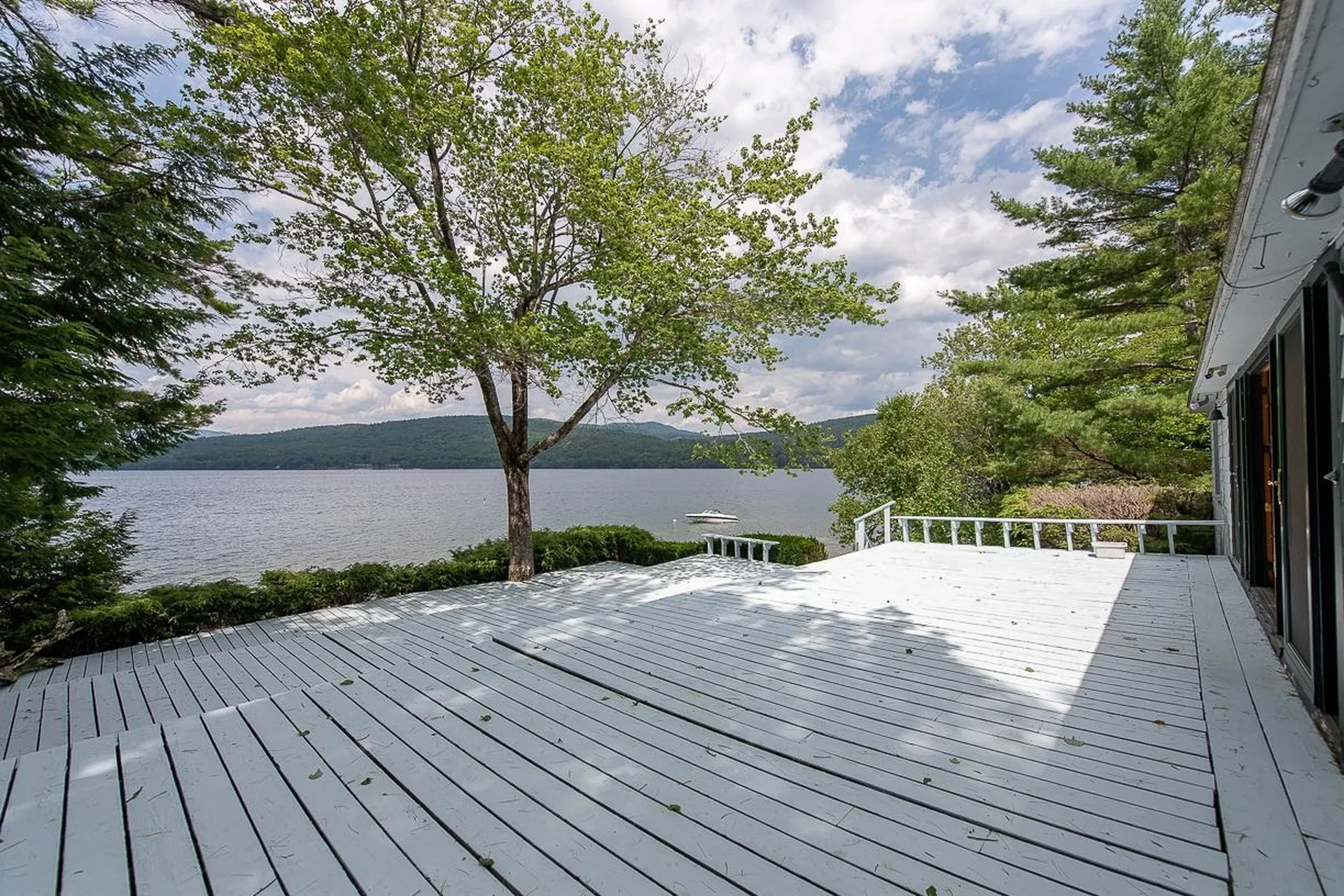 291 Deer Path Lane Bridgewater NH 03222