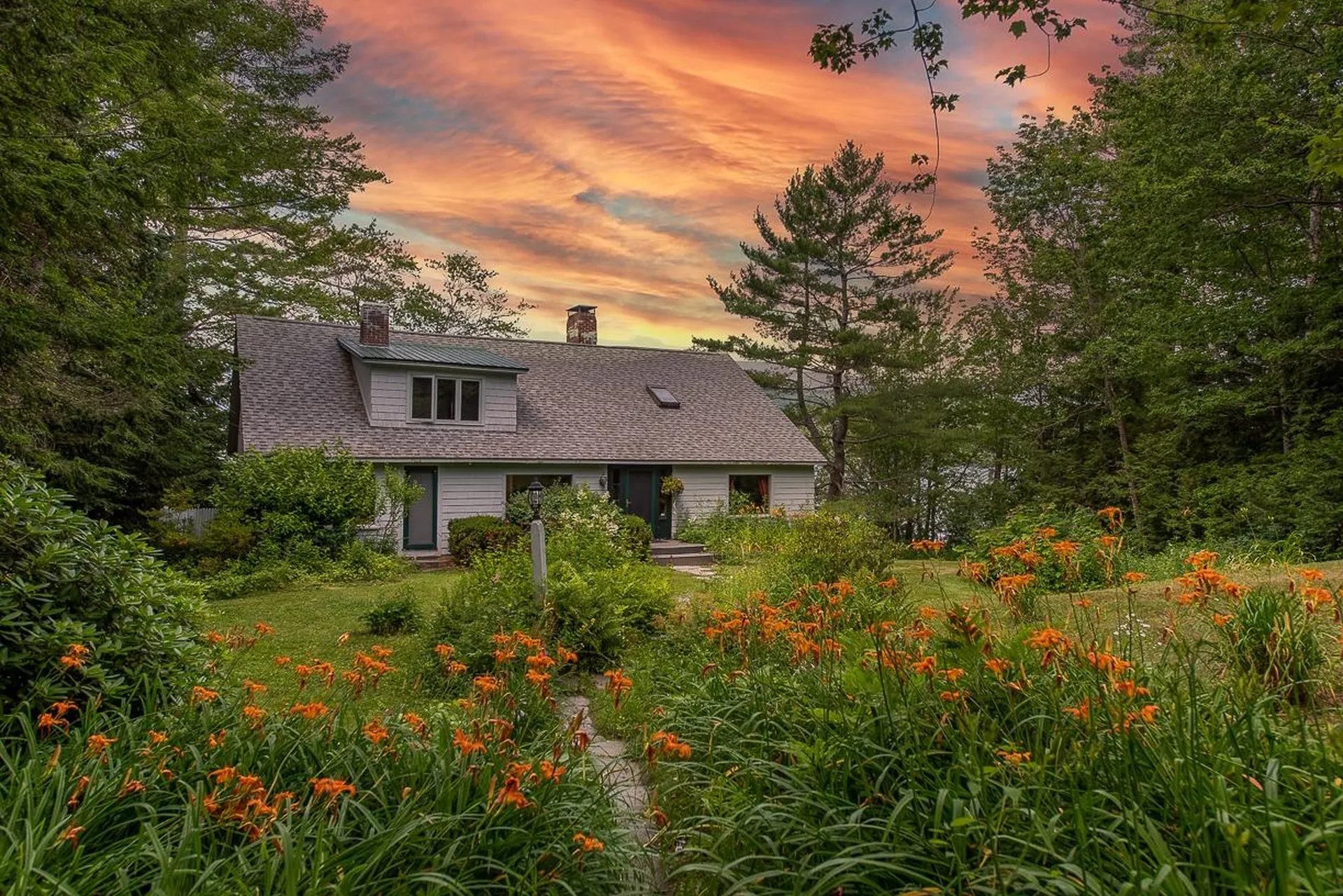 291 Deer Path Lane Bridgewater NH 03222