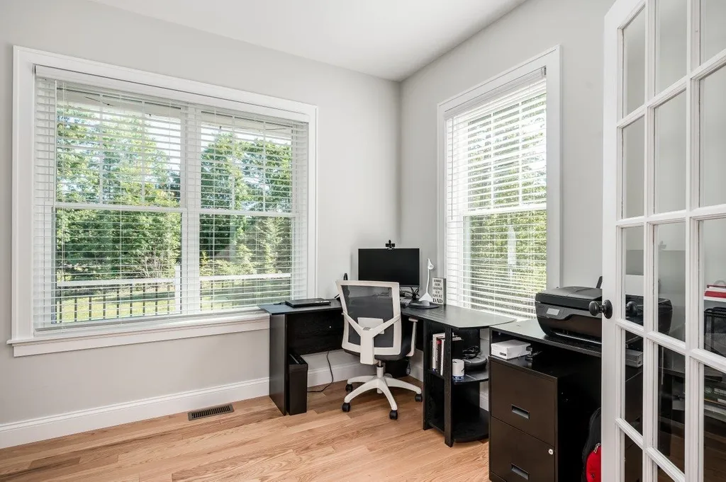 25 Route 107 Brentwood NH 03833