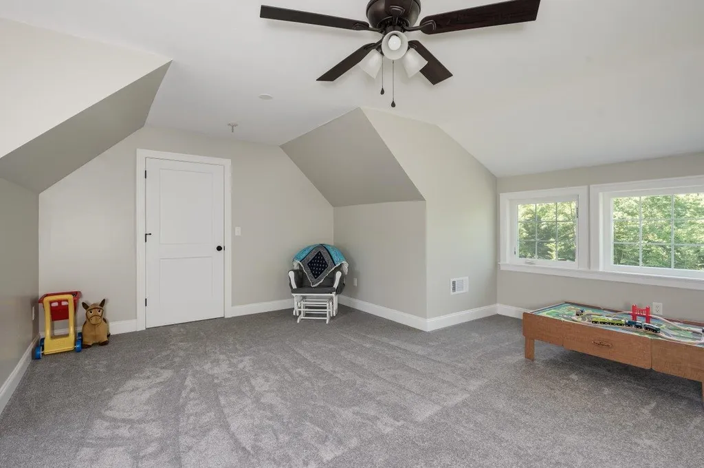 25 Route 107 Brentwood NH 03833
