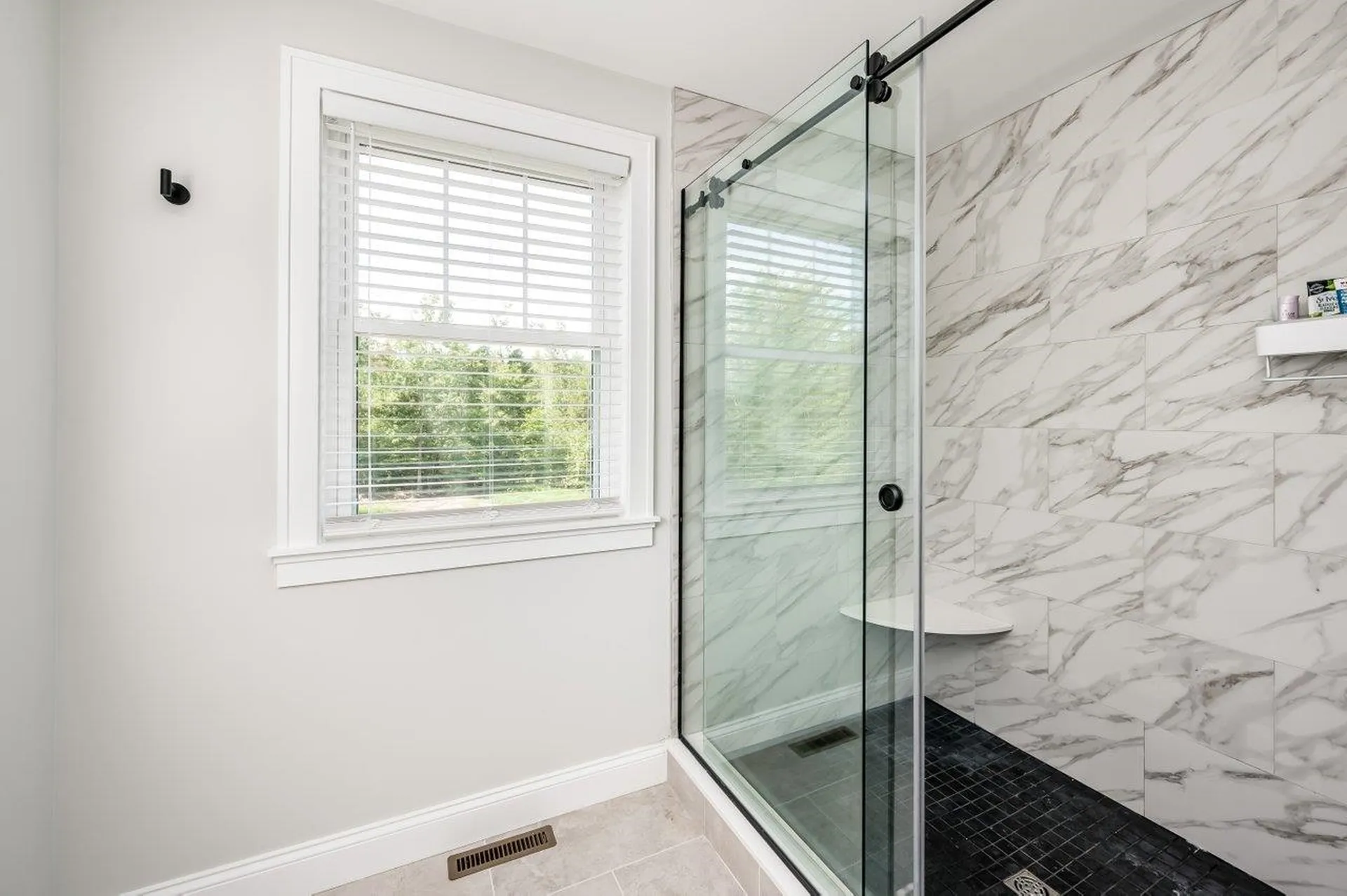 25 Route 107 Brentwood NH 03833