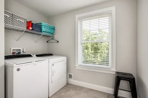 25 Route 107 Brentwood NH 03833