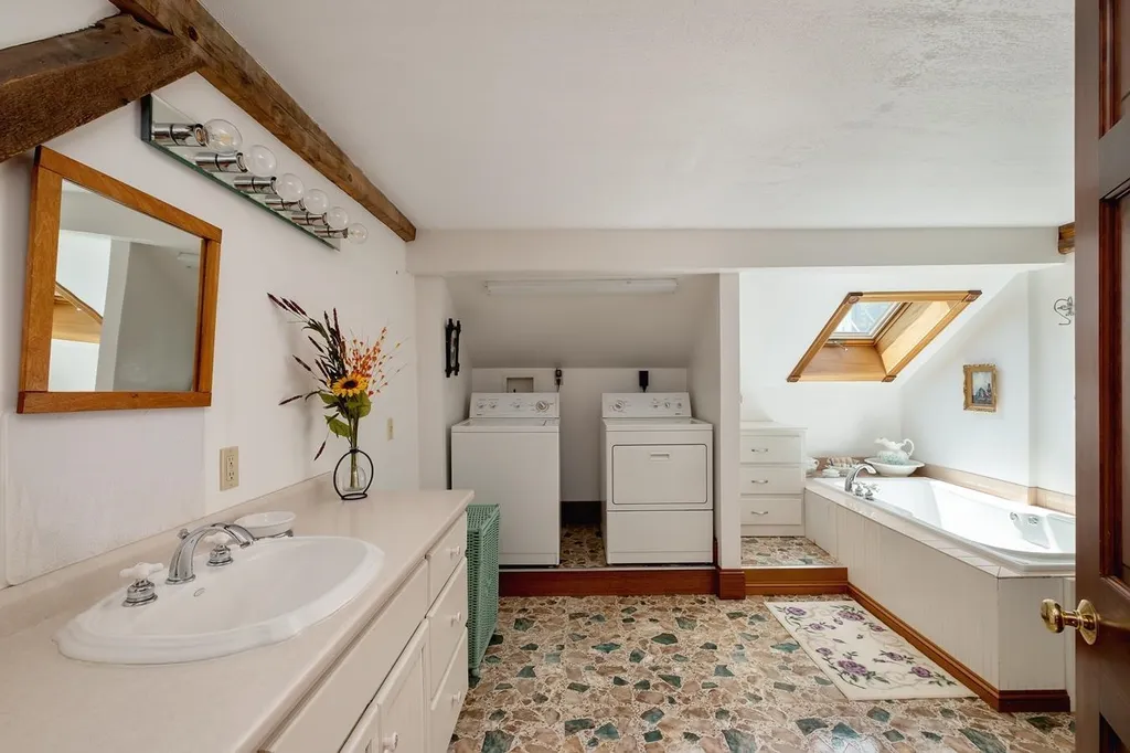 1545 White Mountain Highway Milton NH 03851