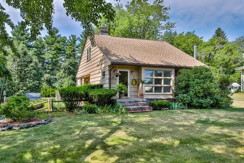 37 N Policy Street Salem NH 03079
