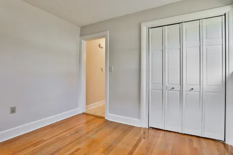 37 N Policy Street Salem NH 03079