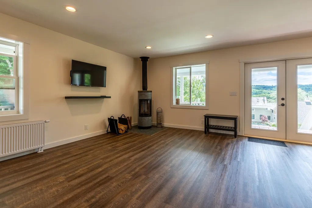 16 Gill Terrace Ludlow VT 05149