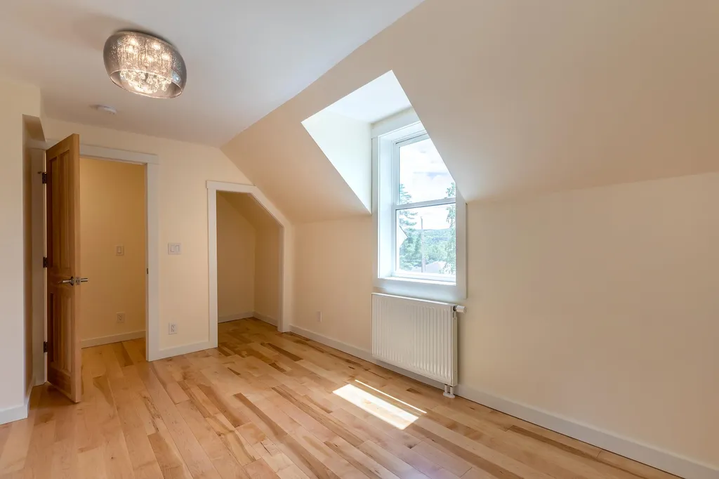 16 Gill Terrace Ludlow VT 05149