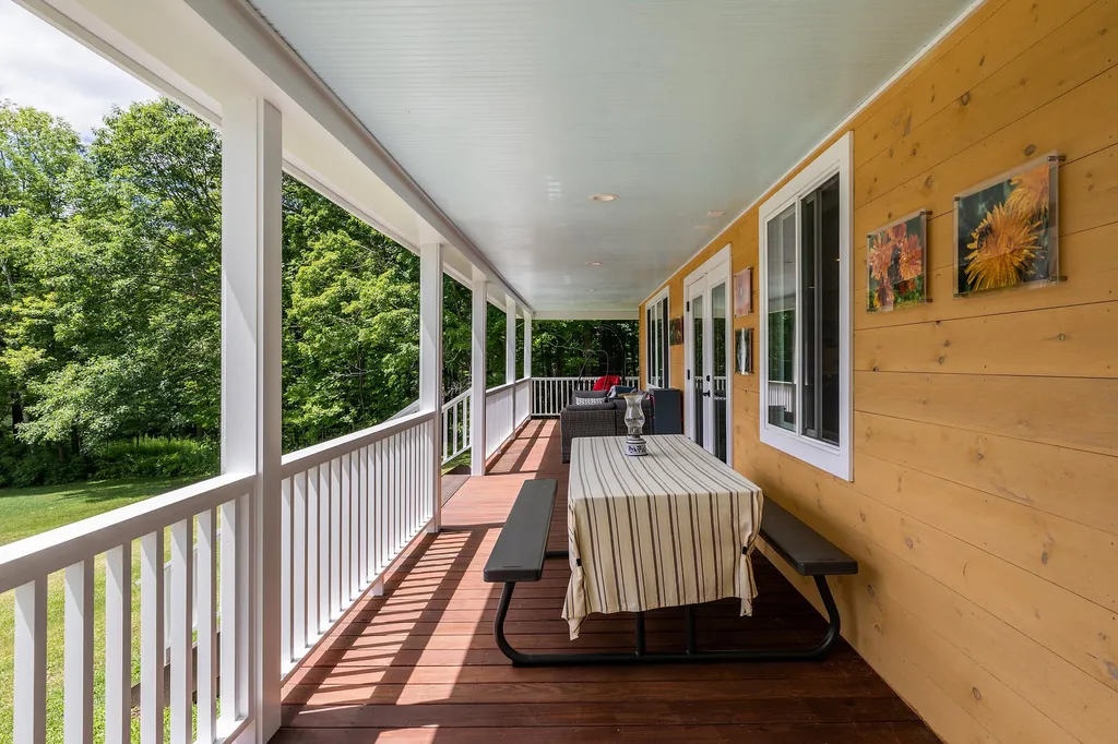 16 Gill Terrace Ludlow VT 05149