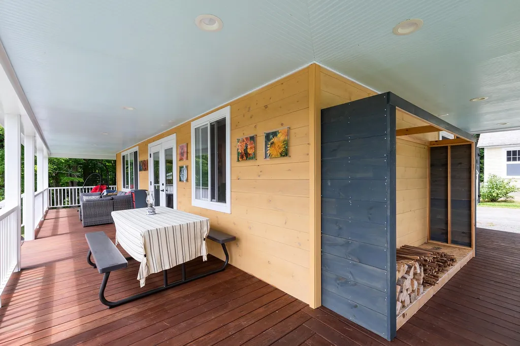 16 Gill Terrace Ludlow VT 05149