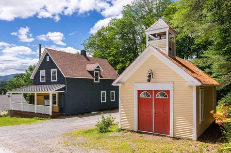 16 Gill Terrace Ludlow VT 05149