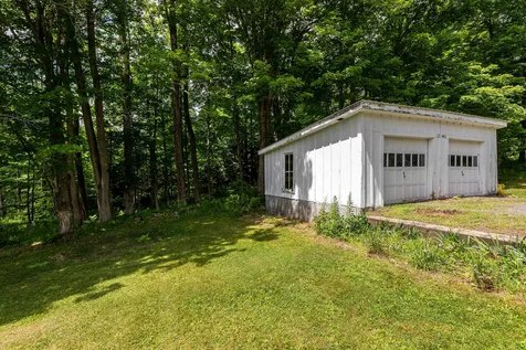 16 Gill Terrace Ludlow VT 05149