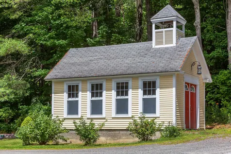 16 Gill Terrace Ludlow VT 05149