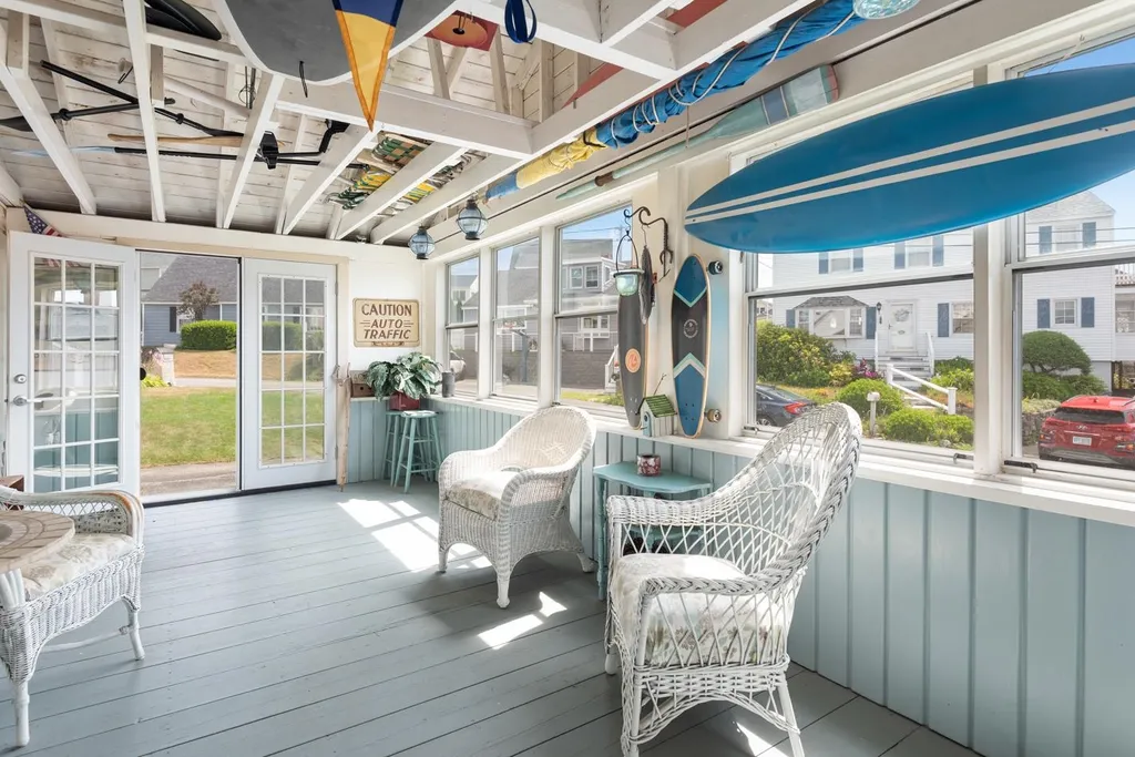 3 Sunsurf Avenue Hampton NH 03842