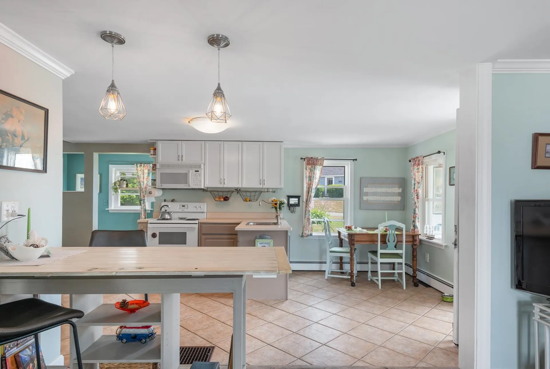 3 Sunsurf Avenue Hampton NH 03842