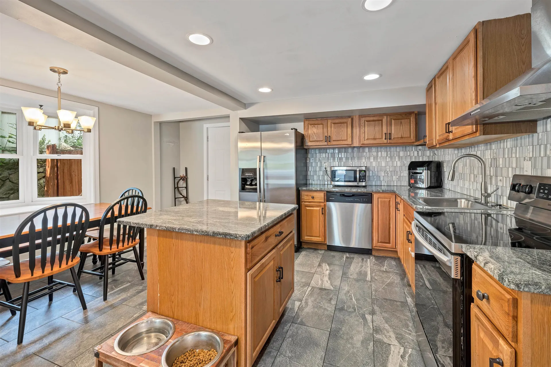 17 Riverside Drive Ashland NH 03217