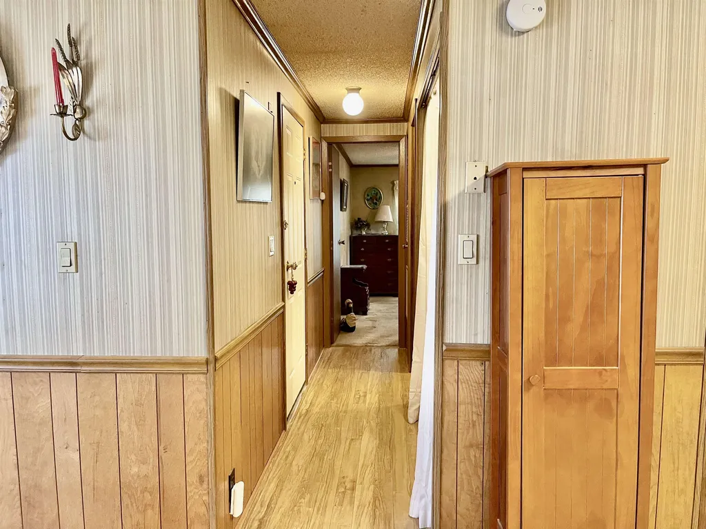 9 Cheryl Street Nashua NH 03062