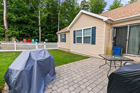 83 Siesta Lane Laconia NH 03246