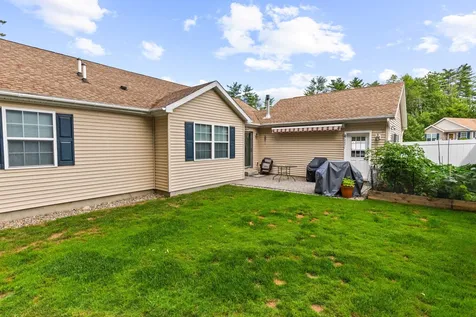 83 Siesta Lane Laconia NH 03246