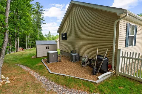 83 Siesta Lane Laconia NH 03246