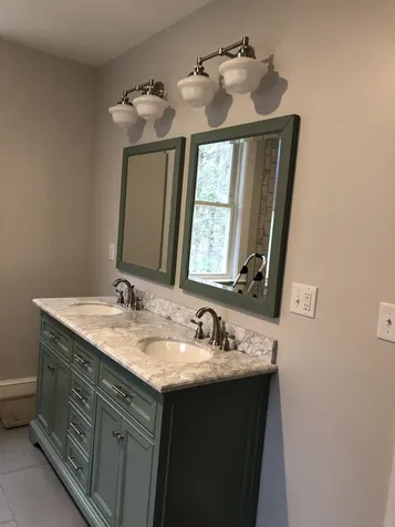 178 High Street Littleton NH 03561