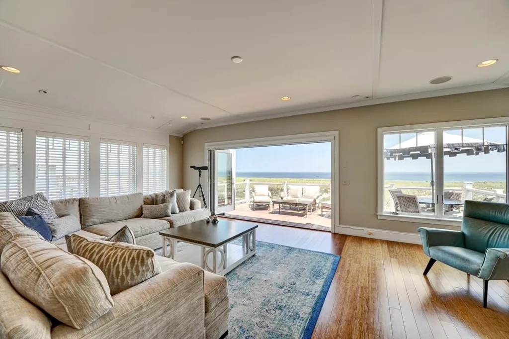 126 Ocean Boulevard Seabrook NH 03874