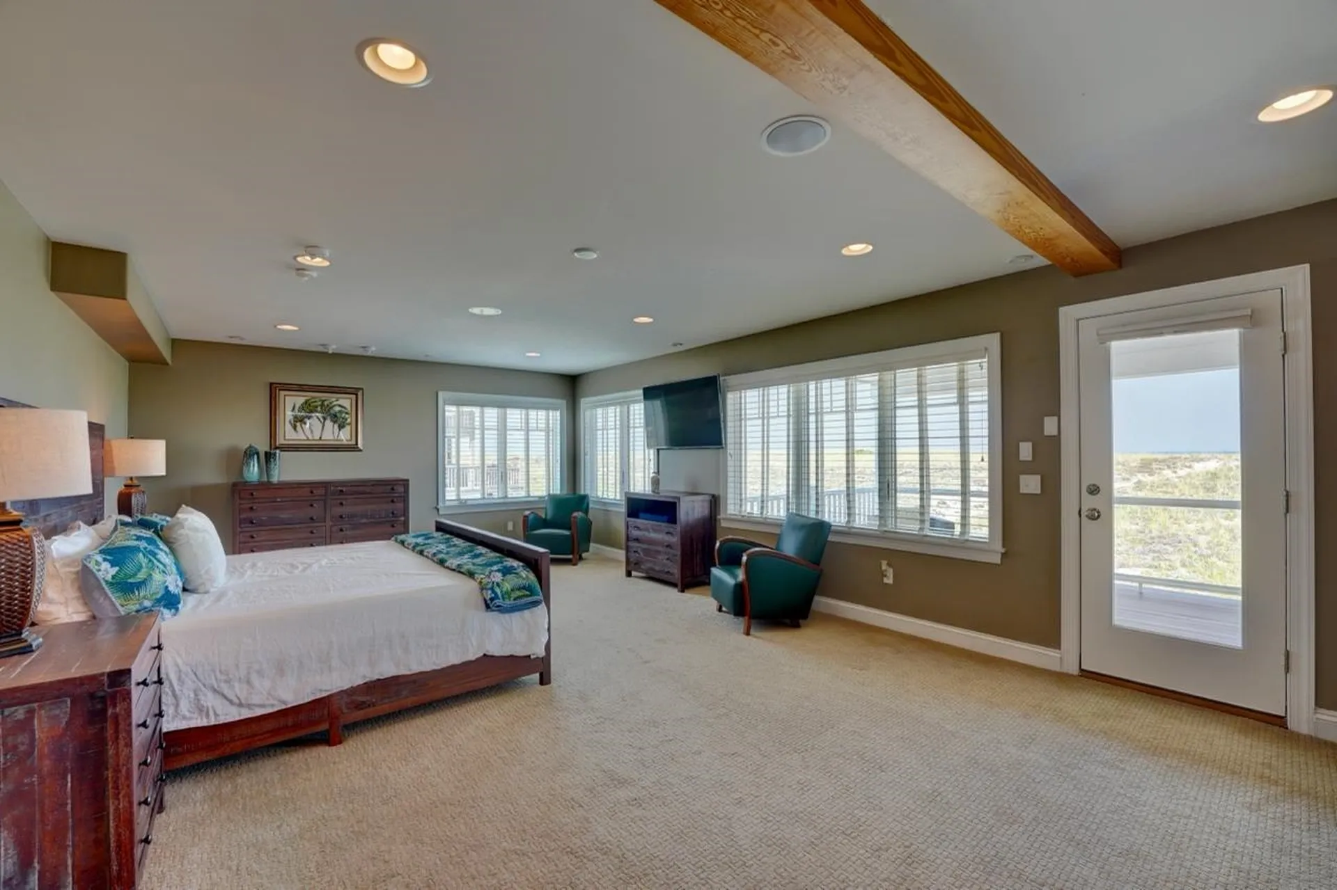 126 Ocean Boulevard Seabrook NH 03874
