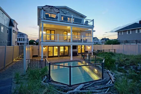 126 Ocean Boulevard Seabrook NH 03874