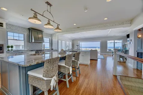 126 Ocean Boulevard Seabrook NH 03874
