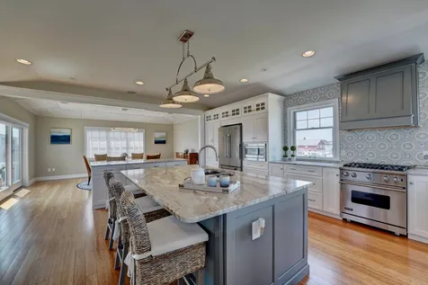 126 Ocean Boulevard Seabrook NH 03874