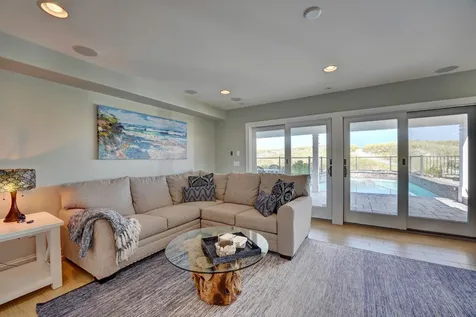 126 Ocean Boulevard Seabrook NH 03874