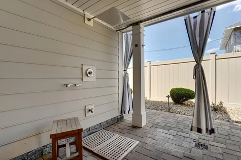 126 Ocean Boulevard Seabrook NH 03874