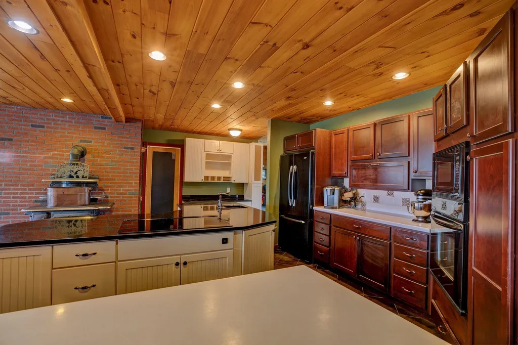 1235 Rogers Hill Road Newbury VT 05051